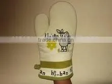 Glove thumbnail-1