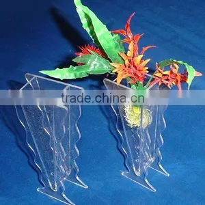 Modern Design Lovely Shape Home Decoration Clear Acrylic Flower Vase thumbnail-2