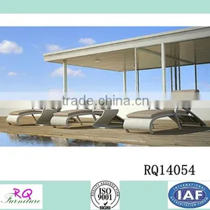 Hotel Rattan Sunbed With Table PE Rattan thumbnail-1