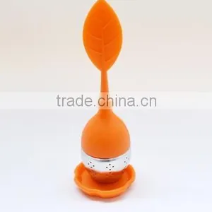 Cute Different Colours Silicone Leaf Handle Tea Infuser thumbnail-2