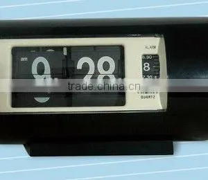 Supply Creative Fashion Decorate Table Clock thumbnail-1