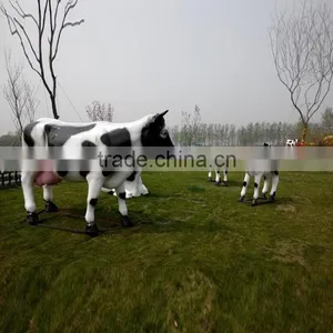 Hot Sale Promotion Resin Craft Fiberglass Life Size Cow Statue thumbnail-2