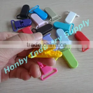 Assorted Colors 1" Baby Plastic Clips As Pacifier thumbnail-1