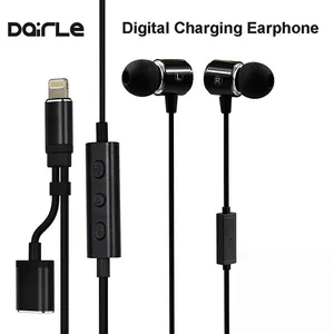 HiFi MFi Certified Super Bass Stereo Headphone With Charging and Listening Simultaneously for IPhone 8 thumbnail-1