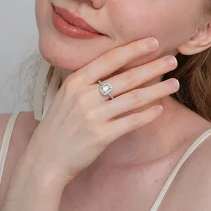 Shining Star Jewelry Fashionable 0.8ct Moissanite Emerald Cut Halo Ring Women thumbnail-2