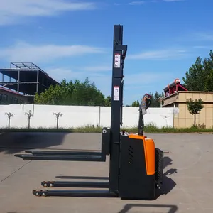 Hot Selling 2500 kg Stacker Electric Forklift 4.5m Electric Stacker Product thumbnail-1