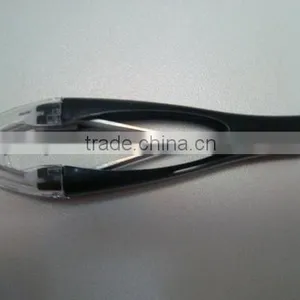 Eyebrow Automic Tweezers Designed as Makeup Tools thumbnail-1
