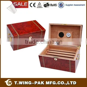 Homemade Vintage Spanish Cedar Wood Cigar Humidor thumbnail-3