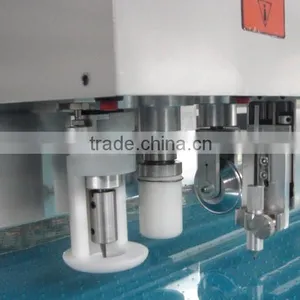 DCZ50 Series Flatbed Digital Cutter thumbnail-1