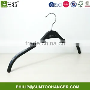 Wholesal Black Plastic Hanger thumbnail-1