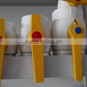 China Supplier Plastic Raw Material PVC Ball Valve thumbnail-2
