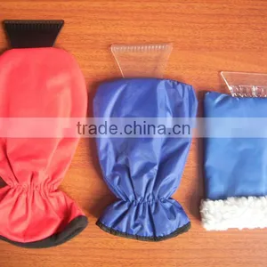 Plastic Snow Cleaning Car Ice Scraper With Mitt thumbnail-1