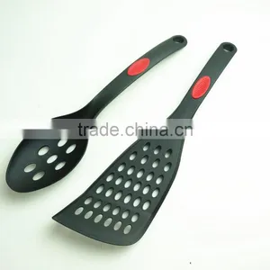 33053 Nylon Kitchen Tturner and Spoon thumbnail-2