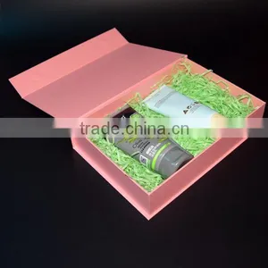 2016 Pink Magnetic Cosmetic Paper Packing Box With Shred Paper thumbnail-1