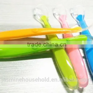 High Quality BPA Free Durable& Flexible Silicone Baby Feeding Spoon thumbnail-3