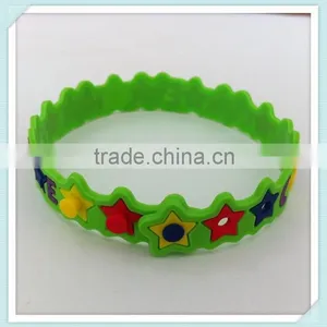High Quality Adjustable Pvc Wristband Custom Rubber Bracelet thumbnail-1