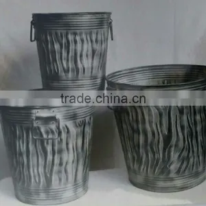 Iron Garden Planter / Garden Decor Vintage Flower Pot thumbnail-1