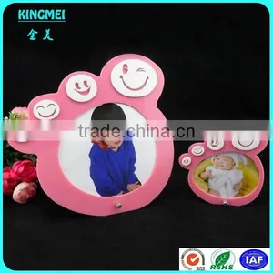 New Design Acrylic Photo Frame Penguin Shape Plastic Photo Frame thumbnail-2