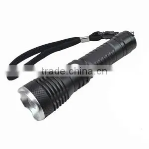 High Power Aluminium Rechargeable Flashlight thumbnail-1