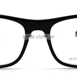 Italian Brand Name Fashion Glass and Latest Fashion Eyeglasses Optical Frame and With Factory Price thumbnail-5