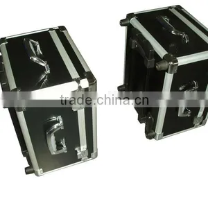 Aluminum Draw-bar Box thumbnail-1