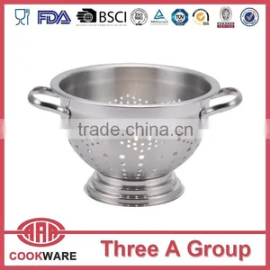Stainless Steel Colander With Handle Fruit Holder thumbnail-1