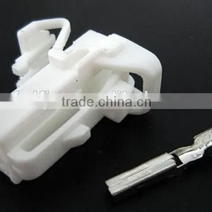 2pin Industrial Lock Catch Connector thumbnail-1
