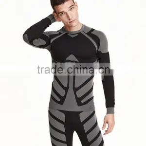 Polypropylene + Nylon + Spandex Cycling Base Layer, Men's Seamless Compression Base Layer for Skiing, Jogging & Training thumbnail-1