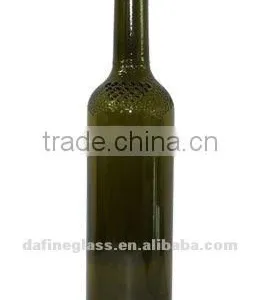 750ml Dark Green Red Wine Bottle With Cork thumbnail-1