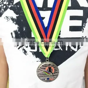 CR-MA37315_medal Beijing Regional Feature and Sports Theme thumbnail-1