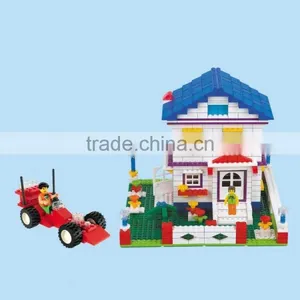 Plastic Building Block Toys Castle Puzzle With F1 Car Toy Play Set thumbnail-1