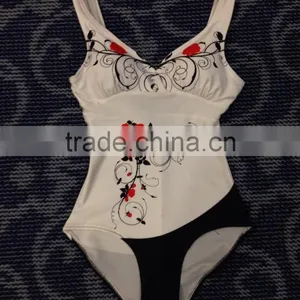 Hongen Apparel Ladies Flower Design Swimming Suit thumbnail-1