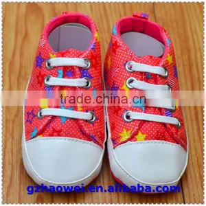 Star Printed Baby Footwear With Shoestring thumbnail-5