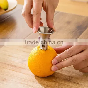 Stainless Steel Lemon Juicer thumbnail-5