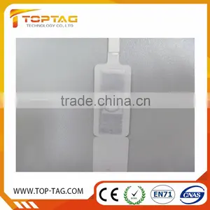 RFID HF Anti-theft Jewelry Tags in Chip Ntag213/Ntag215/Ntag216 thumbnail-3