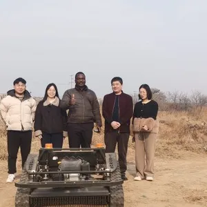VTLM800 Rubber Track Remote Control Lawn Mower 60° Slope Brush Cutter Zero Turn Remote Operated Grass Cutting Machine thumbnail-5