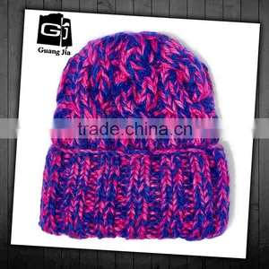 Wholesale Pictures of Crochet Knit Caps Custom Stripe Knitted Winter Cap thumbnail-1