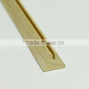 Triangular Poplar Solid Wood Trims and Moulding thumbnail-1