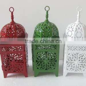 Indoor Outdoor Garden /Decorative Classic Metal Candle Lantern Candy Can be Held in thumbnail-3