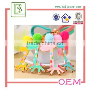 Custom Enamel Metal Giraffe Design Keychain thumbnail-1