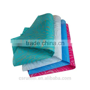 Colored Floral Wrapping Paper Nonwoven Cloth thumbnail-1