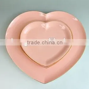 China Manufacturer Plate, Heart Shaped Porcelain Plate, Ceramic Red Plate for Valentine thumbnail-2