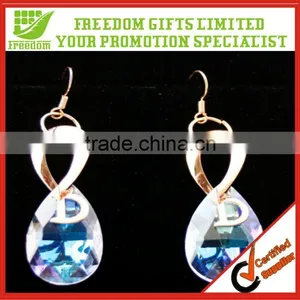 Shiny Earrings With Crystals thumbnail-1