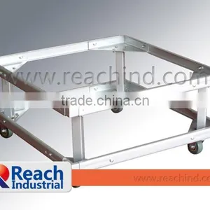 Adjustable Washing Machine Metal Stand thumbnail-1