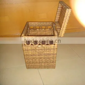 Light Weight Outdoor Rattan Dustbin thumbnail-1