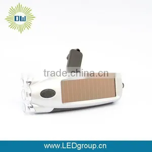 3LED Solar Hand Cranking Dynamo Flashlight thumbnail-1