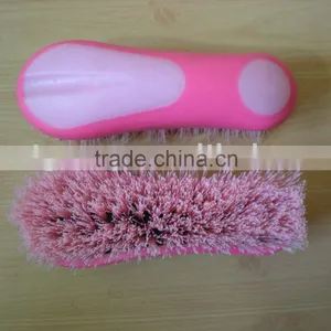 Horse Hoof Brush thumbnail-1