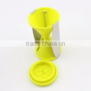 Stainless Steel Julienne Vegetable Slicer thumbnail-4
