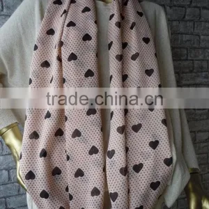 Valentine's Day Gift/ Infinity Circle Scarf, Women Heart Scarf, Infinity Cowl Scarf, Infinity Pink Heart Scarf, Women Fashion, g thumbnail-2