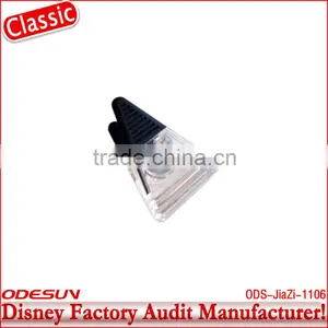 Disney Factory Audit Manufacturer's Magnet Scarf Clip145023 thumbnail-1